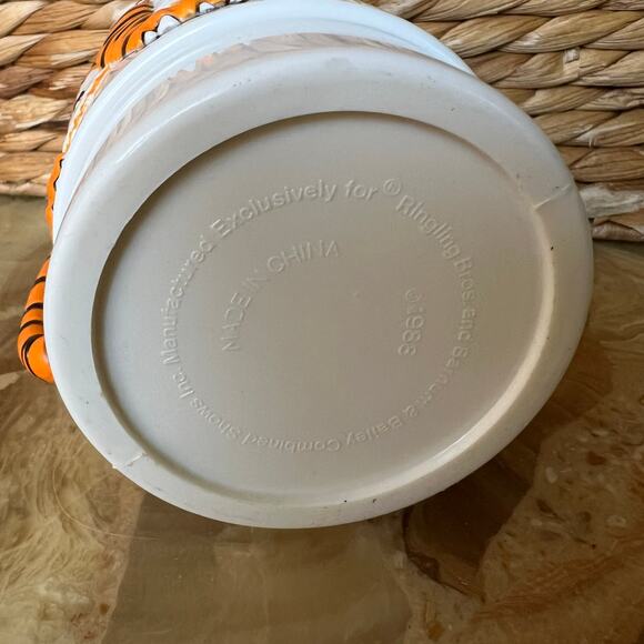 Ringling Brothers Circus Tiger Cup - Picture 6 of 6